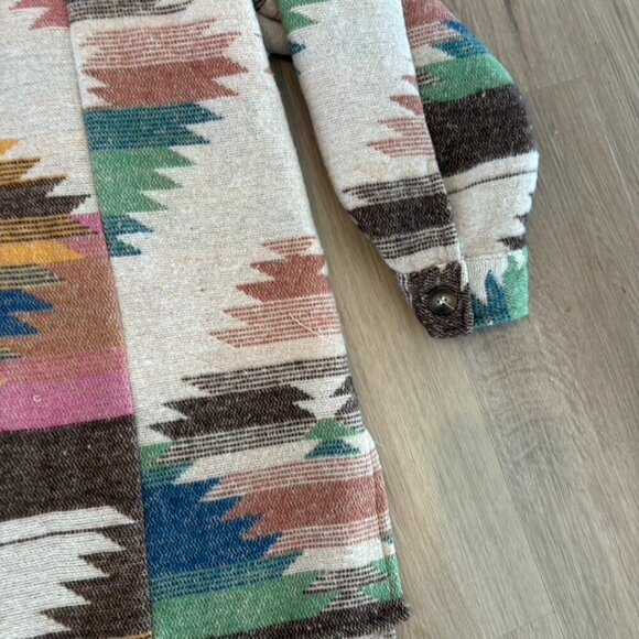 NWT Blue B Collection Pink Tan Blue Green Up Aztec Shacket Small oversized - Picture 4 of 10